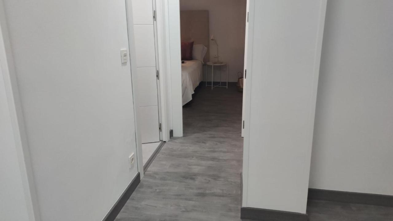 Casa Gascona Con Parking, Wifi Y Netflix Gratis!! By Delabra Apartments Oviedo Eksteriør bilde
