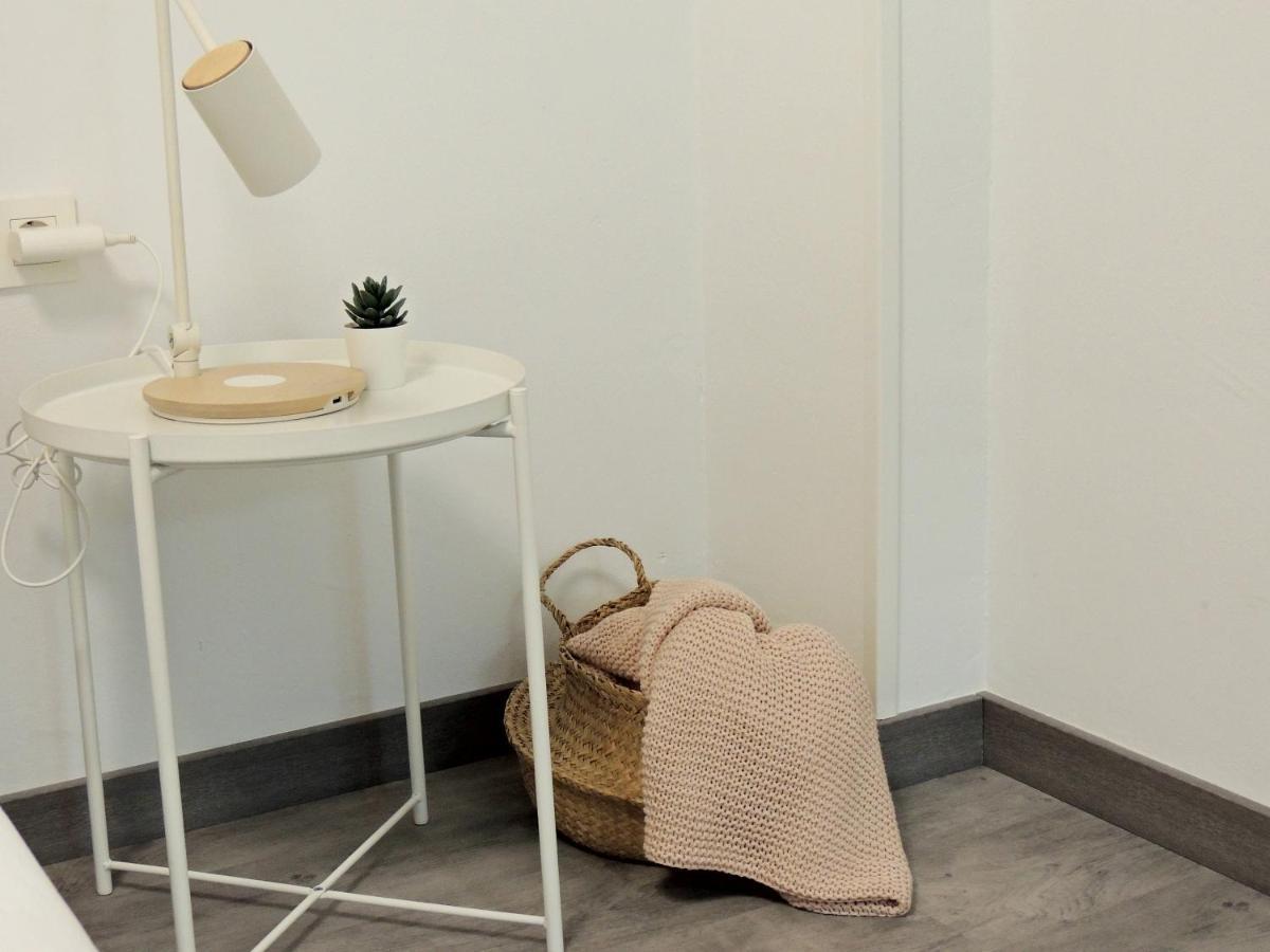 Casa Gascona Con Parking, Wifi Y Netflix Gratis!! By Delabra Apartments Oviedo Eksteriør bilde