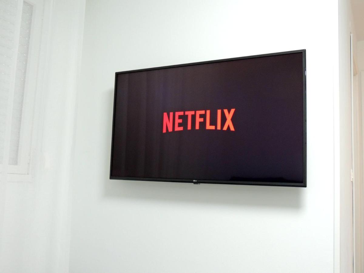 Casa Gascona Con Parking, Wifi Y Netflix Gratis!! By Delabra Apartments Oviedo Eksteriør bilde